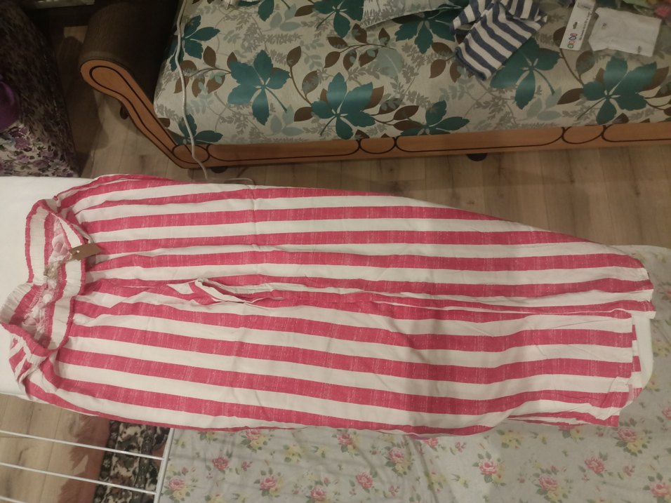 Viskon İnce Kumaş Kırmızı Çizgili Kadın Pantolonu - Görsel 2