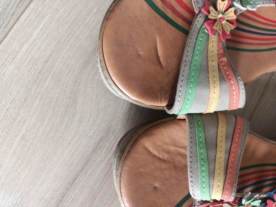 Tofima Çiçekli Çok Renkli Dolgu Topuklu Kadın Sandalet - Görsel 5