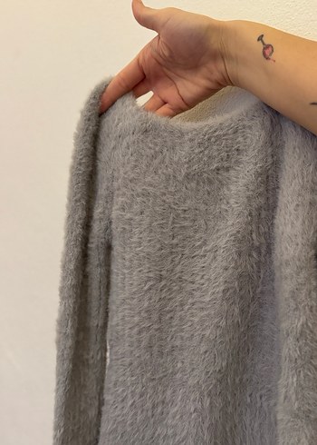 Gri Kürklü Kadın Triko Kazak - Görsel 2