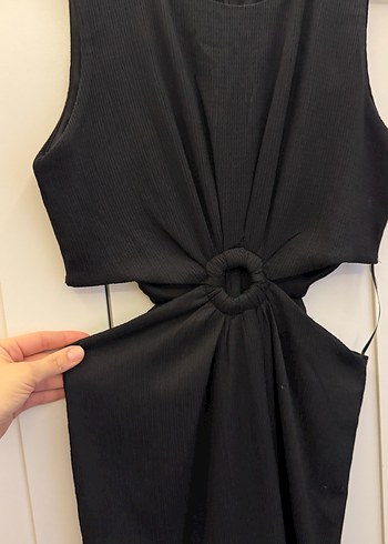 Siyah Gövdeli Midi Elbise - Görsel 2