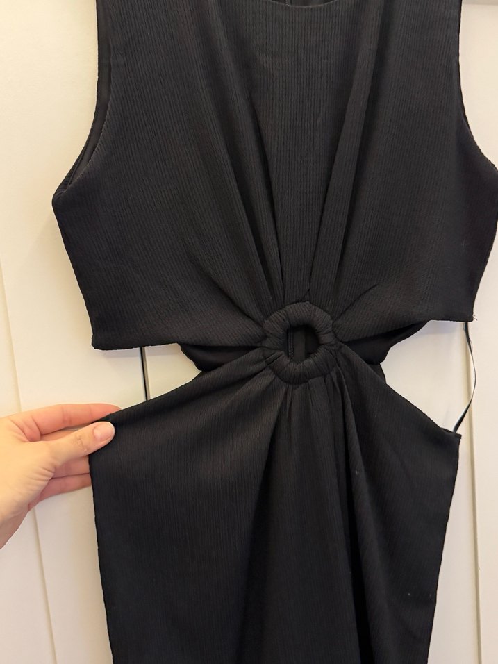 Siyah Gövdeli Midi Elbise - Görsel 2