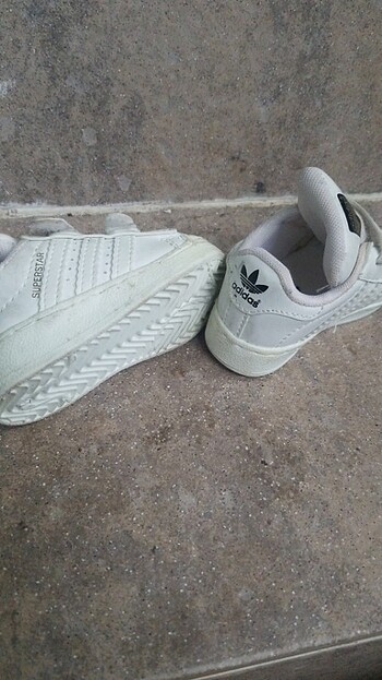 20 Beden beyaz Renk Adidas bebek ayakkabısı 