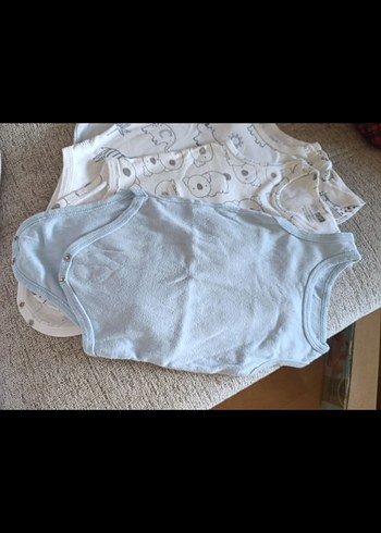 Düğmeli Kolsuz Pamuklu Bebek Body - Görsel 2