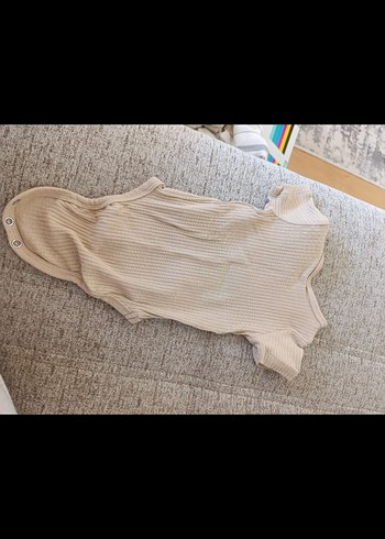 Bej Kısa Kollu Bebek Body - Görsel 2