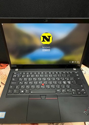 Siyah Lenovo ThinkPad P43s Laptop - Görsel 2