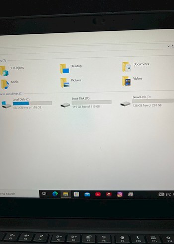 Siyah Lenovo ThinkPad P43s Laptop - Görsel 5