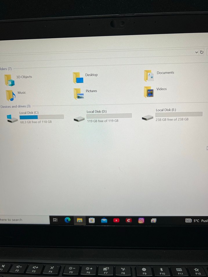 Siyah Lenovo ThinkPad P43s Laptop - Görsel 5