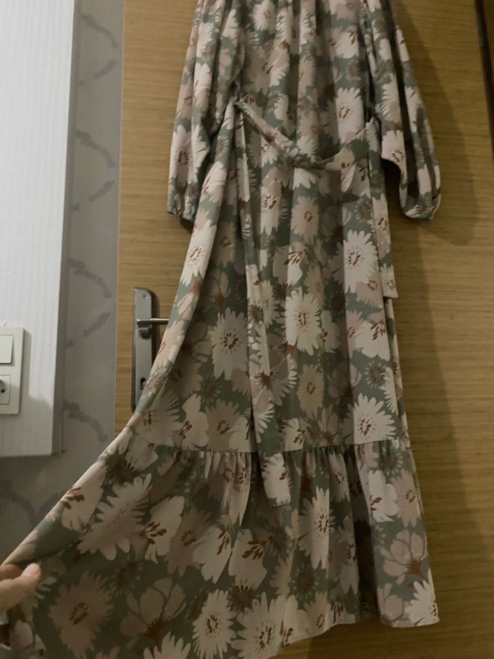 Tesettür elbise - Görsel 3