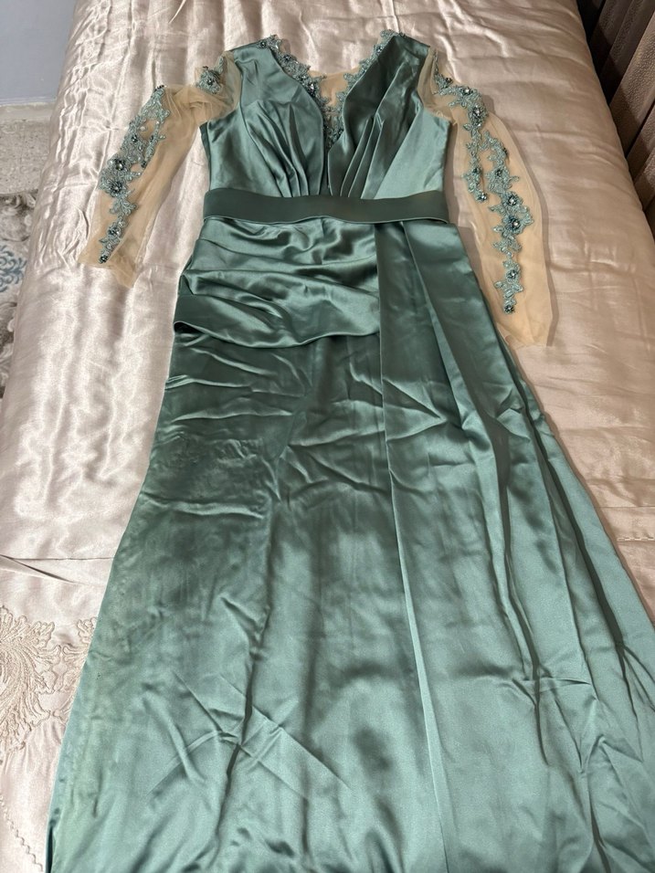 Drapeli Uzun Yeşil Kadın Abiye Elbise - Görsel 2