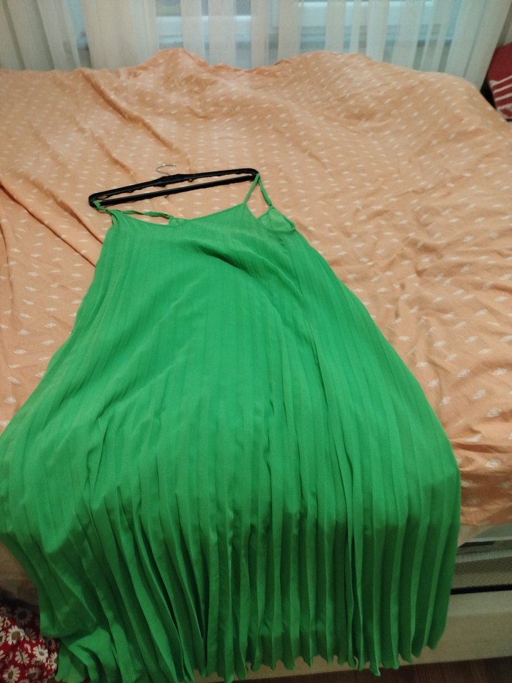 Yeşil Pilili Uzun Straplez Elbise - Görsel 2