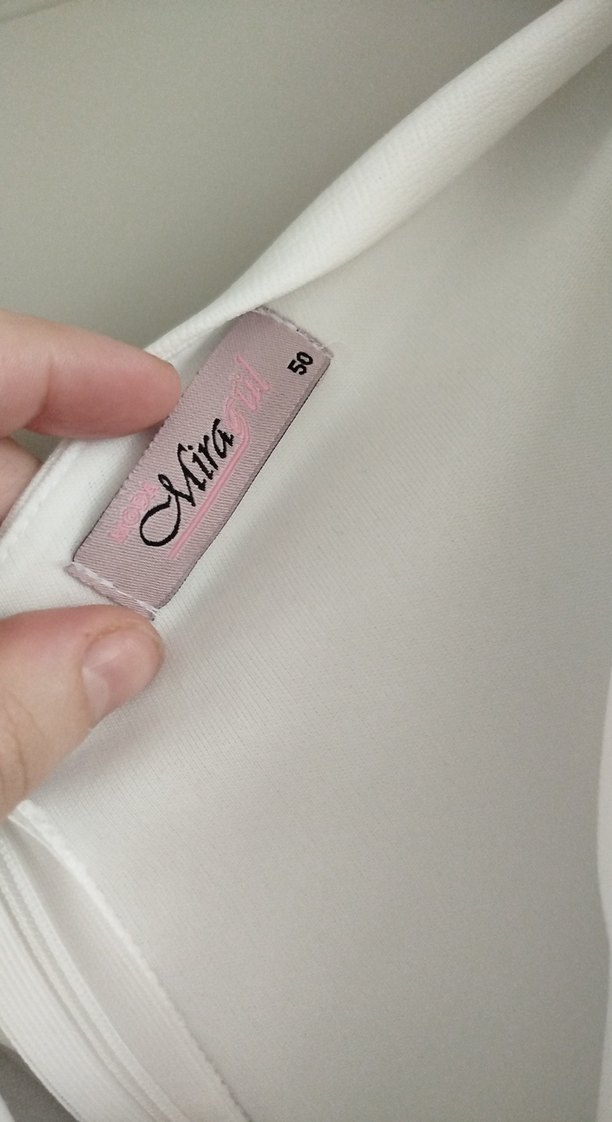 Beyaz V Yaka Midi Drapeli Elbise - Görsel 2