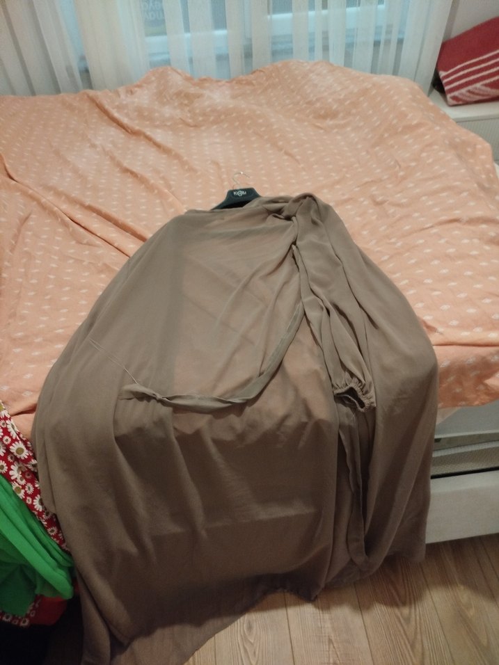 Bej Uzun Kollu Kadın Sabahlık - Görsel 2