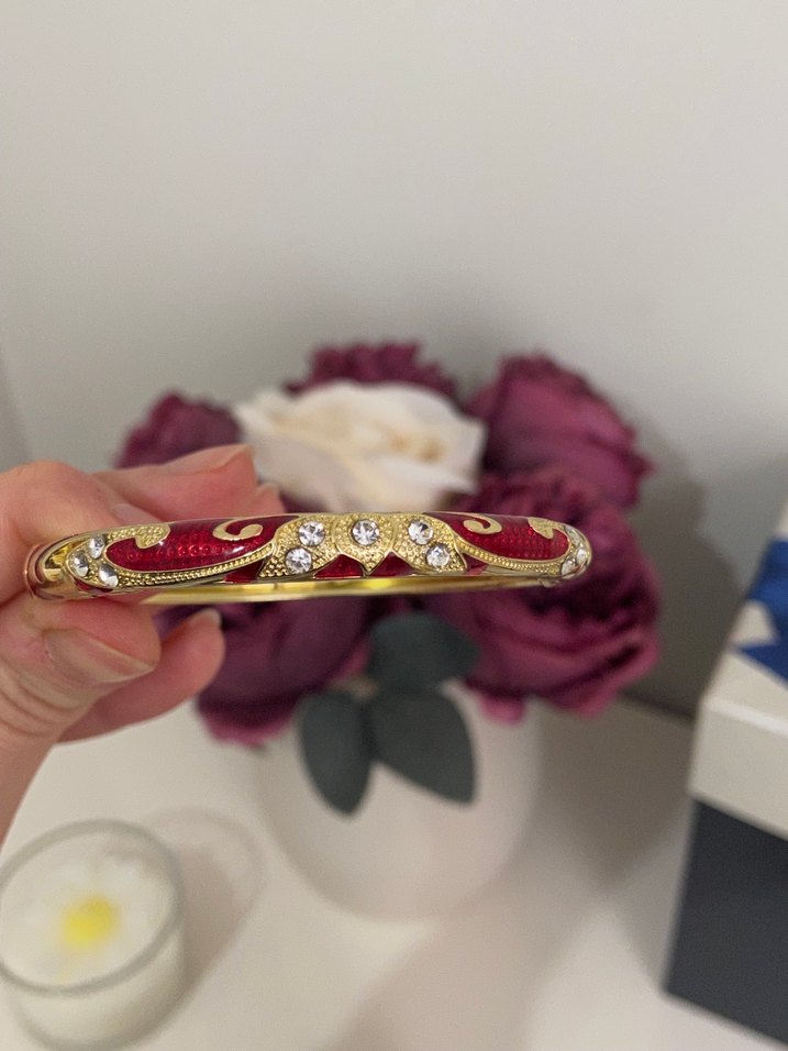 Kırmızı Yılan Desenli Taşlı Kelepçe - Görsel 2