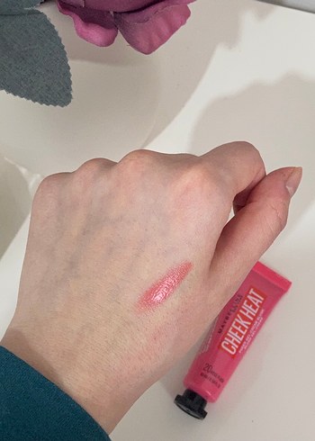 Maybelline CheekHeat Allık 20 Rose Flash - Görsel 3