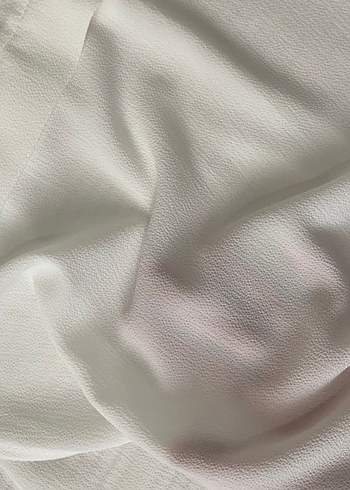 Düğmeli Beyaz Şifon İnce Uzun Kollu Kadın Gömlek - Görsel 4