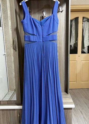 Mavi Uzun Pilili V Yakalı Abiye Elbise - Görsel 2