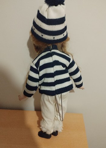 Örgülü Saçlı Porselen Bebek - Görsel 2