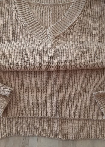 Kahverengi V Yakalı Örgü Süveter - Görsel 3