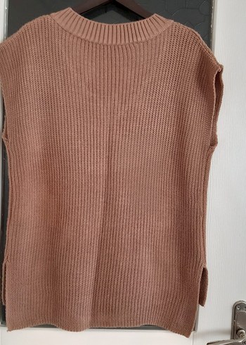 Kahverengi V Yakalı Örgü Süveter - Görsel 2