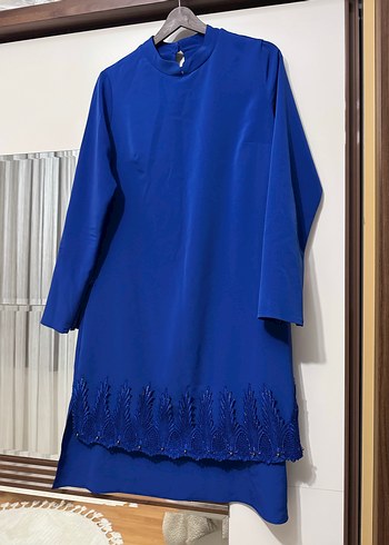 Uzun Kollu Mavi İşlemeli Kadın Tunik - Görsel 2