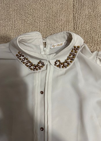 Düğmeli Yakası Taşlı Beyaz Kadın Gömlek - Görsel 2