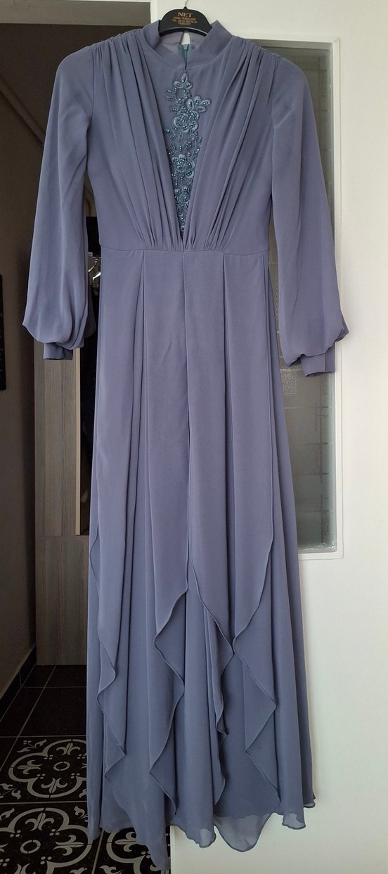 Gri Nakışlı Uzun Kollu  Elbise. - Görsel 2