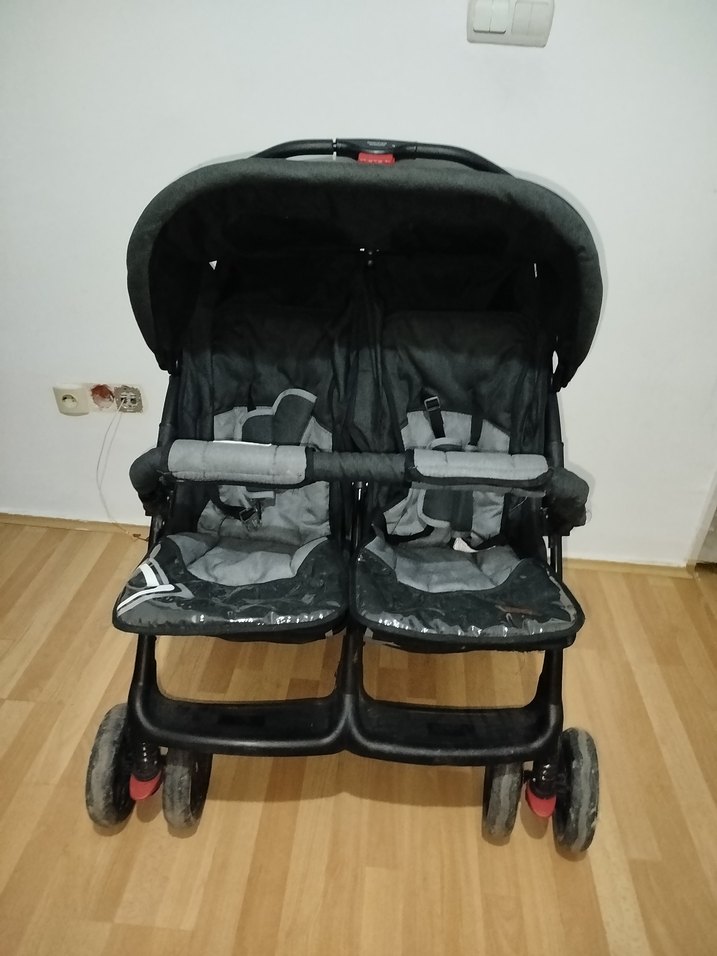 Gri ve Siyah ikiz Bebek Arabası - Görsel 4