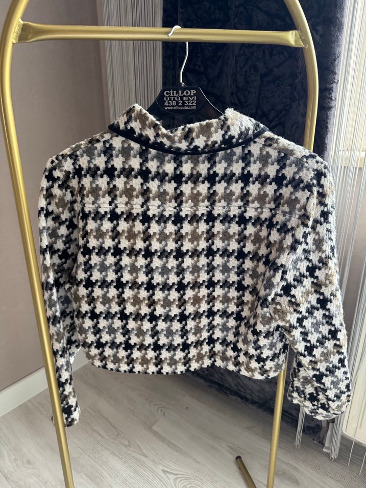 Düğmeli Mini Kadın Ceket, Sokak Stili - Görsel 3