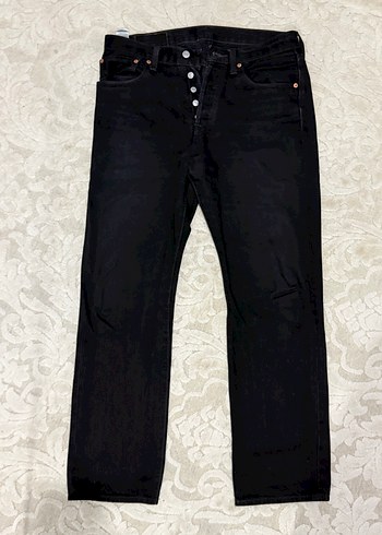 Levis 32