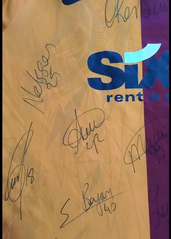 Galasaray takımı tarafından imzalanmış, Nelsson Forması - Görsel 2