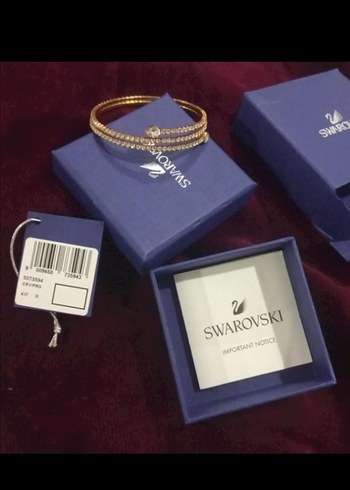 Swarovski Işıltılı Altın Renkli Yılan Desenli Bileklik - Görsel 3