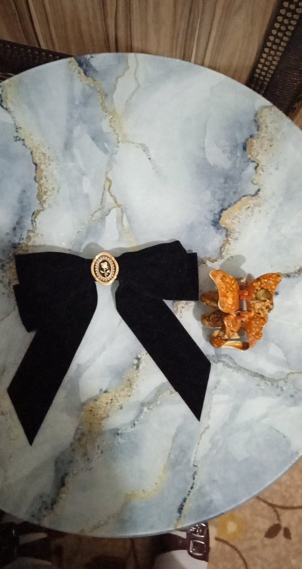 Siyah Fiyonk Detaylı Goth Saç Tokası - Görsel 2