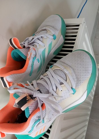 Adidas Bağcıklı Çok Renkli Basketbol Ayakkabısı - Görsel 3