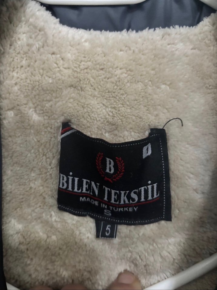 Erkek Çocuk Gri Kürklü Kaban - Görsel 2