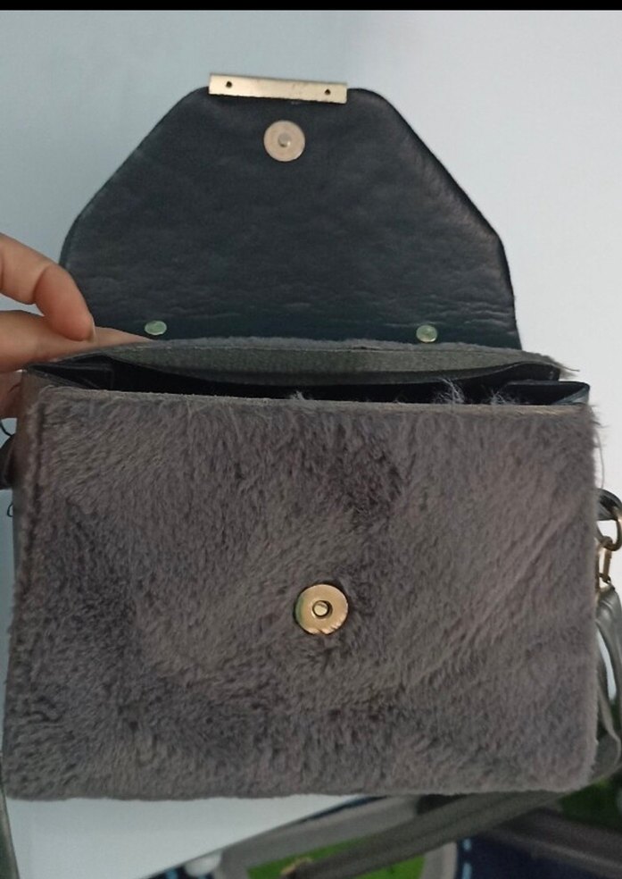 Gri Süet Kürklü Kadın Çanta - Görsel 2