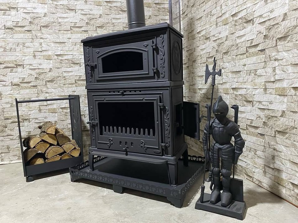 Siyah Döküm Odun Sobası ve Odunluk - Görsel 2