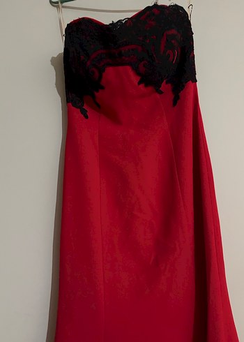 Drapeli Straplez Kırmızı Gotik Abiye Elbise - Görsel 3