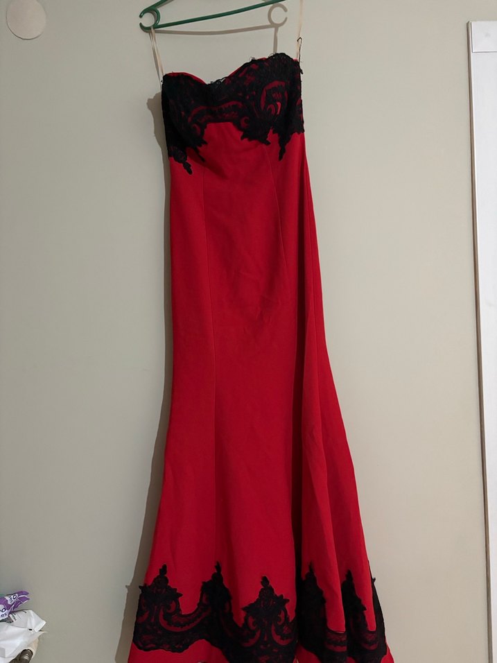 Drapeli Straplez Kırmızı Gotik Abiye Elbise - Görsel 2