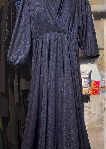 Drapeli V Yaka Lacivert Uzun Elbise - Görsel 3