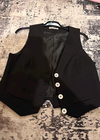 Kemer Detaylı Siyah Kadın Yelek - Görsel 2