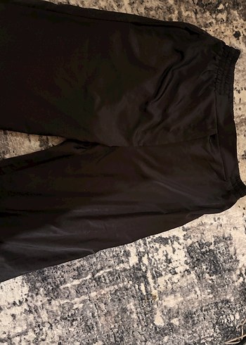 Siyah Drapeli Kadın saten Pantolon - Görsel 2