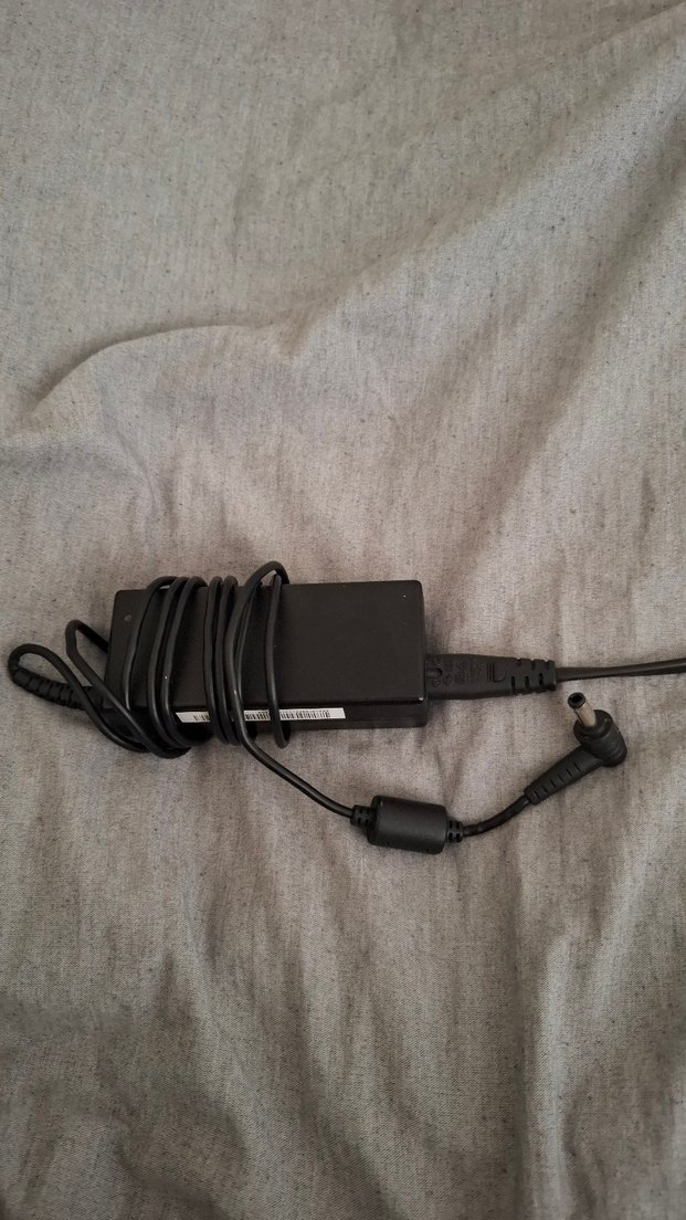 Fujitsu Orijinal Laptop Adaptörü 65W (20V 3.25A) - Görsel 5