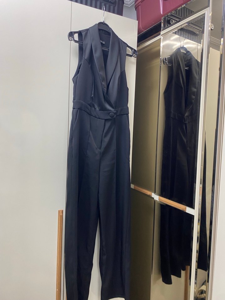 Saten yaka detay tulum - Görsel 2