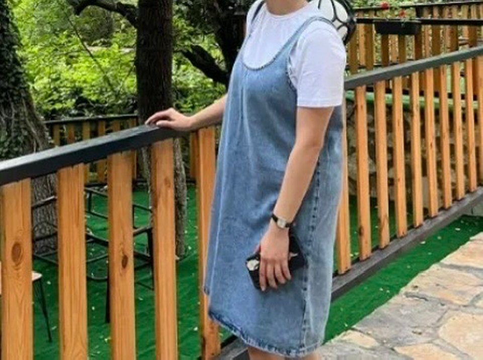 Mavi Batik Desenli Midi Denim Elbise - Görsel 3