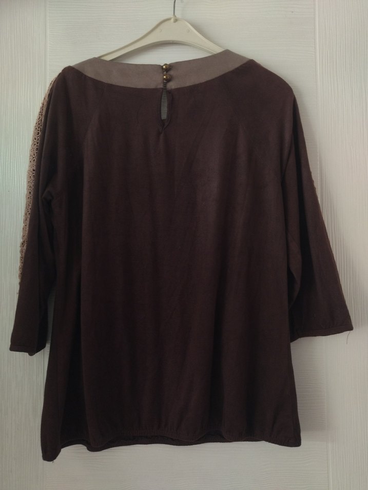 Dantel Detaylı Kahverengi Süet Kadın Bluz - Görsel 3