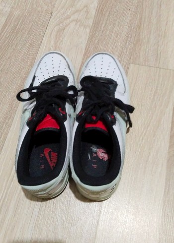 Siyah Beyaz Bağcıklı Kadın Spor Ayakkabı - Görsel 3