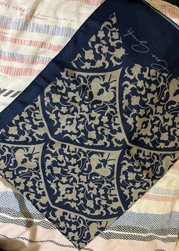 Kamel Renkli Vintage Desenli Kadın Fular - Görsel 4