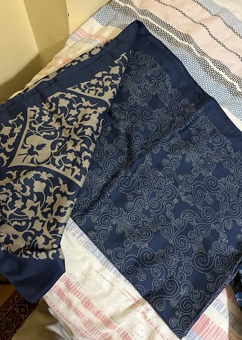 Kamel Renkli Vintage Desenli Kadın Fular - Görsel 3