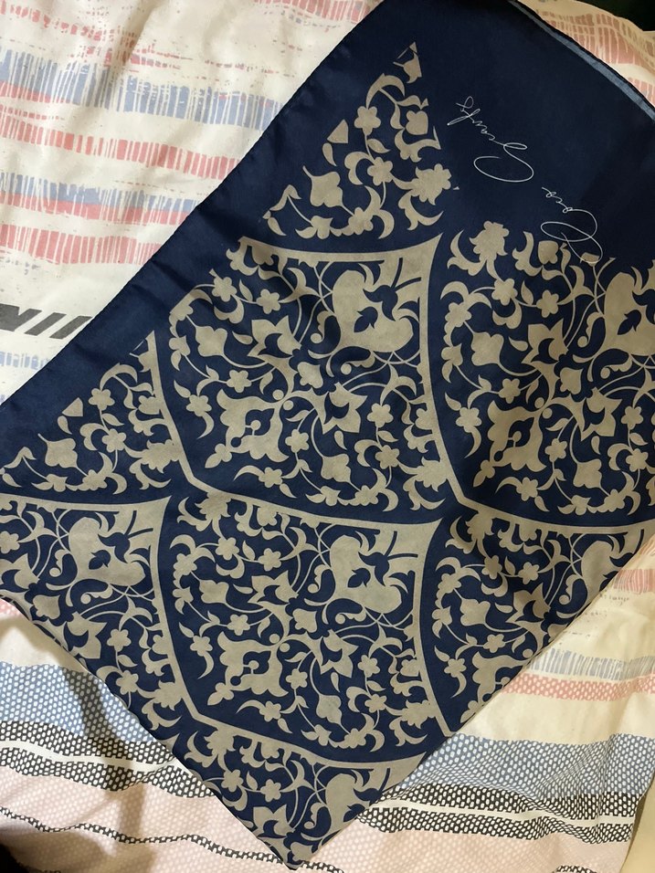 Kamel Renkli Vintage Desenli Kadın Fular - Görsel 4