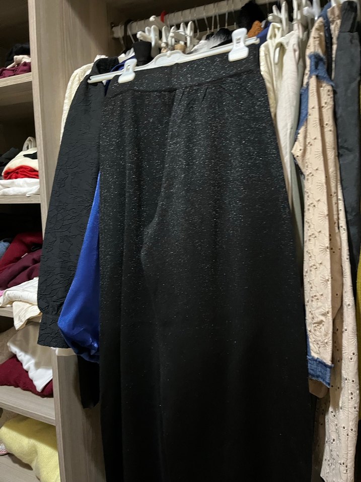 Siyah Parlak Kadın Uzun Kumaş Pantolon - Görsel 3